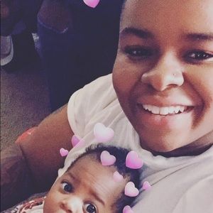 Meet your Posher, Char-berta